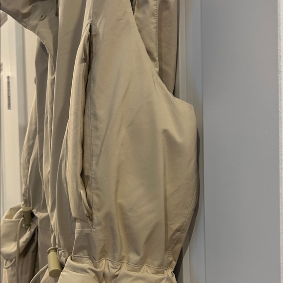 Lululemon Athletica Beige Puffer Vest - Picture 8 of 8